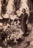 ALGAD01 GADEYNE Albert en BOSCH Julia Maria bij graf GADEYNE Albert Arthur.jpg ALGAD01 GADEYNE Albert en BOSCH Julia Maria bij graf GADEYNE Albert Arthur.jpg
